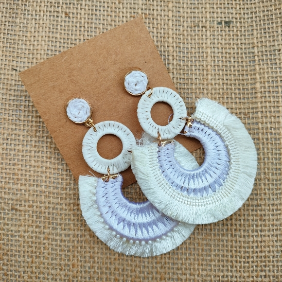 🪴Artemis Collection🪴 Boho Tassel Statement Earrings - Picture 11 of 17